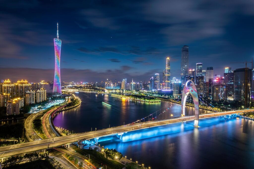 Explore the top attractions in Guangzhou including Mausoleum of the Nanyue King, Shamian Island, and Pearl River.