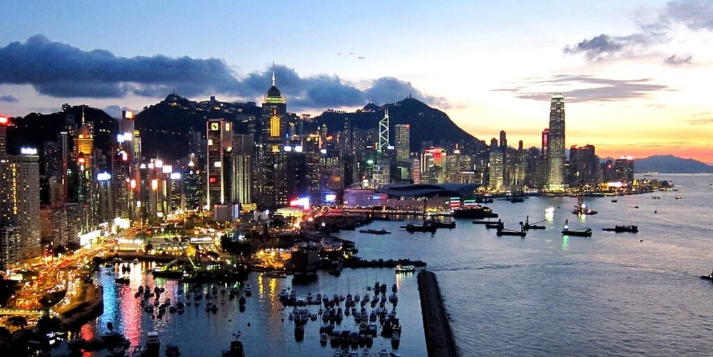 Explore Hong Kong Island Attractions
